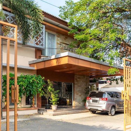 Reddoorz Plus Syariah Near Java Supermall Semarang 2 Exterior photo