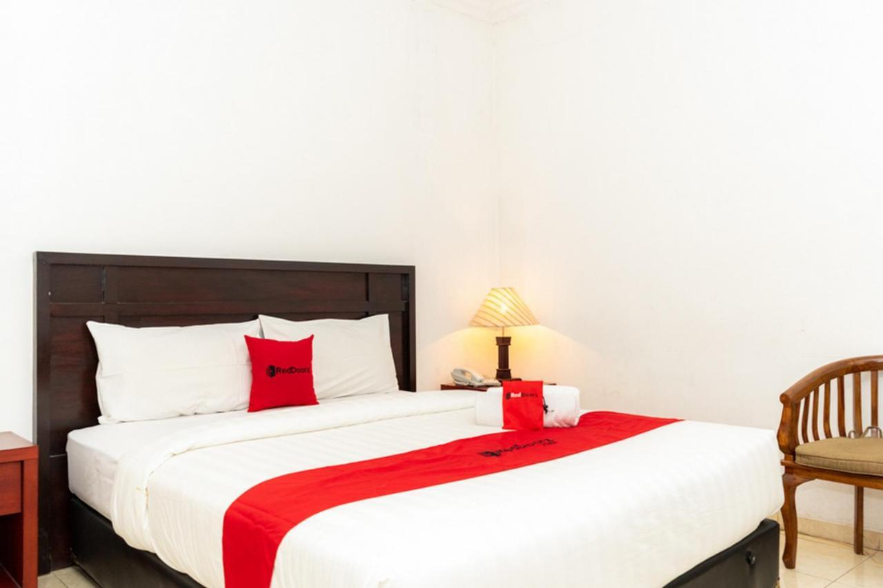 Reddoorz Plus Syariah Near Java Supermall Semarang 2 Exterior photo